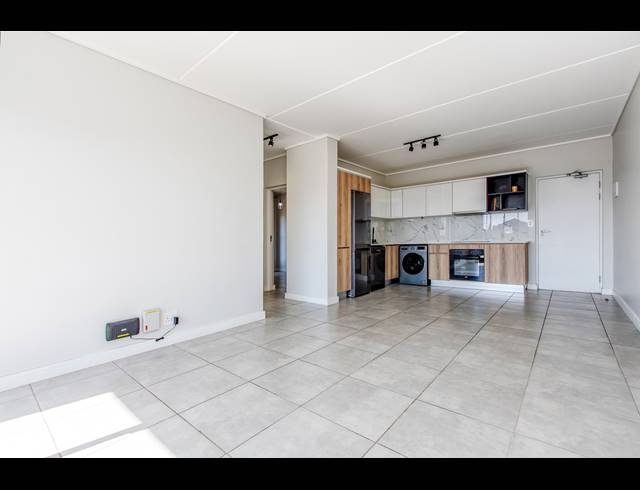 2 BEDROOM APARTMENT TO LET IN WATERFALL